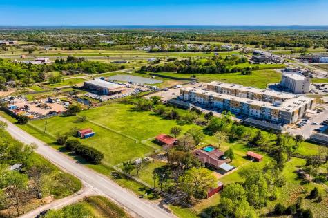 4260 Lasater Balch Springs TX 75181
