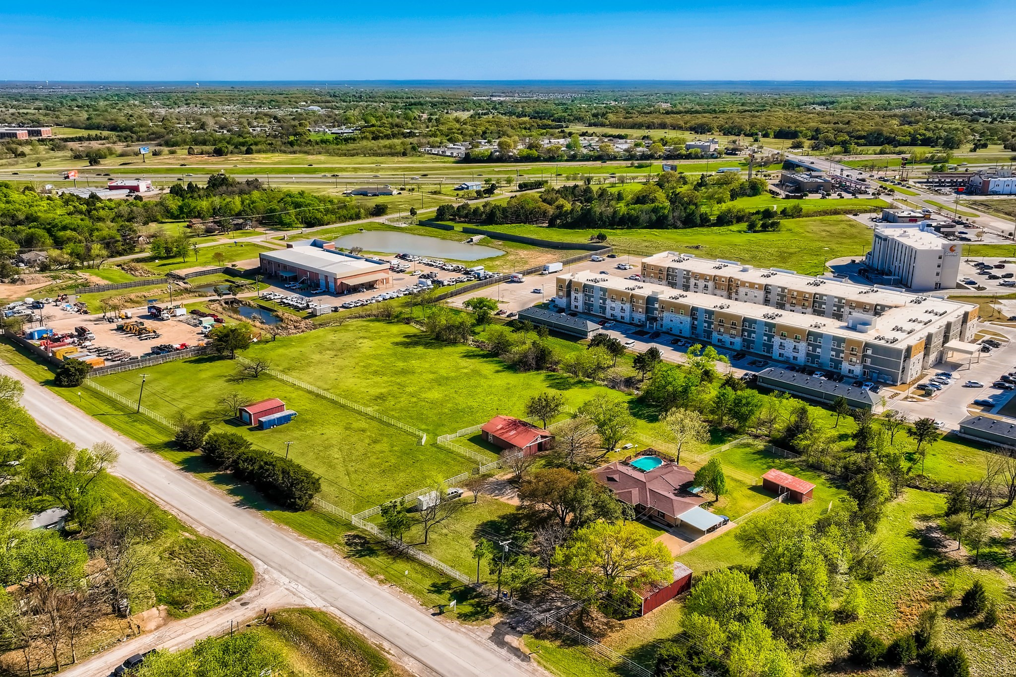 4260 Lasater Balch Springs TX 75181