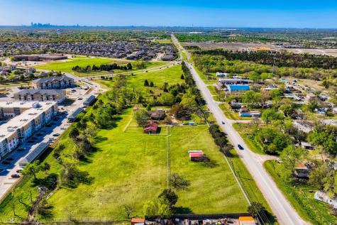 4260 Lasater Balch Springs TX 75181