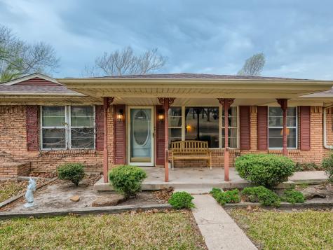 4260 Lasater Balch Springs TX 75181