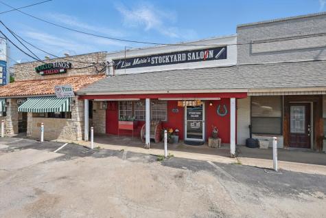 206 W Mccart Street Krum TX 76249