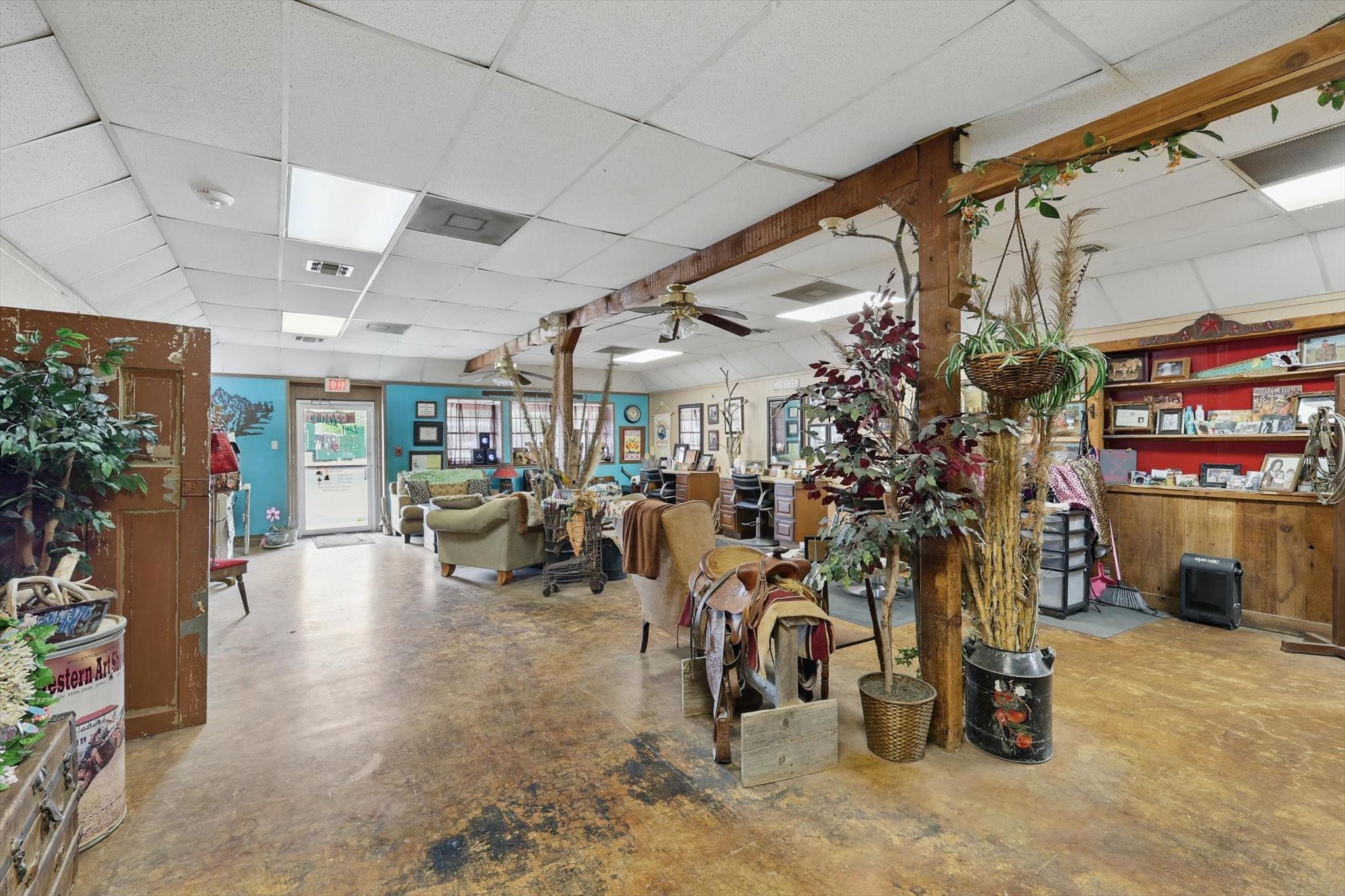 206 W Mccart Street Krum TX 76249