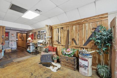 206 W Mccart Street Krum TX 76249