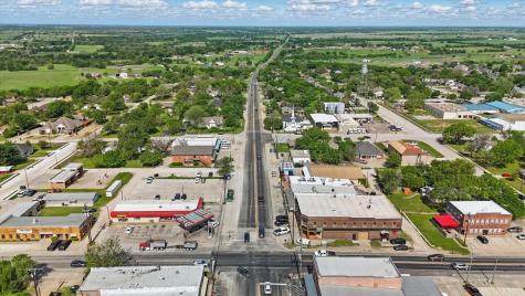 206 W Mccart Street Krum TX 76249