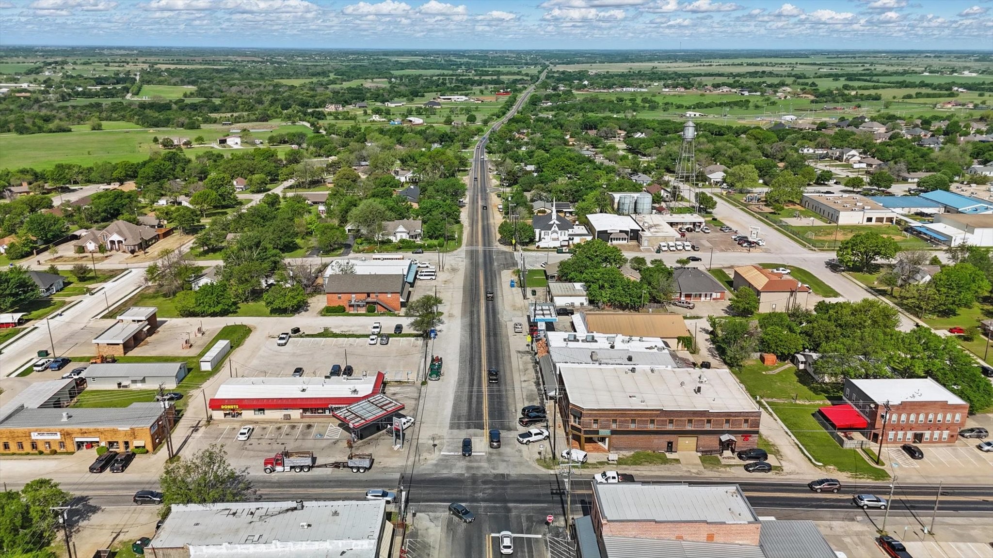 206 W Mccart Street Krum TX 76249