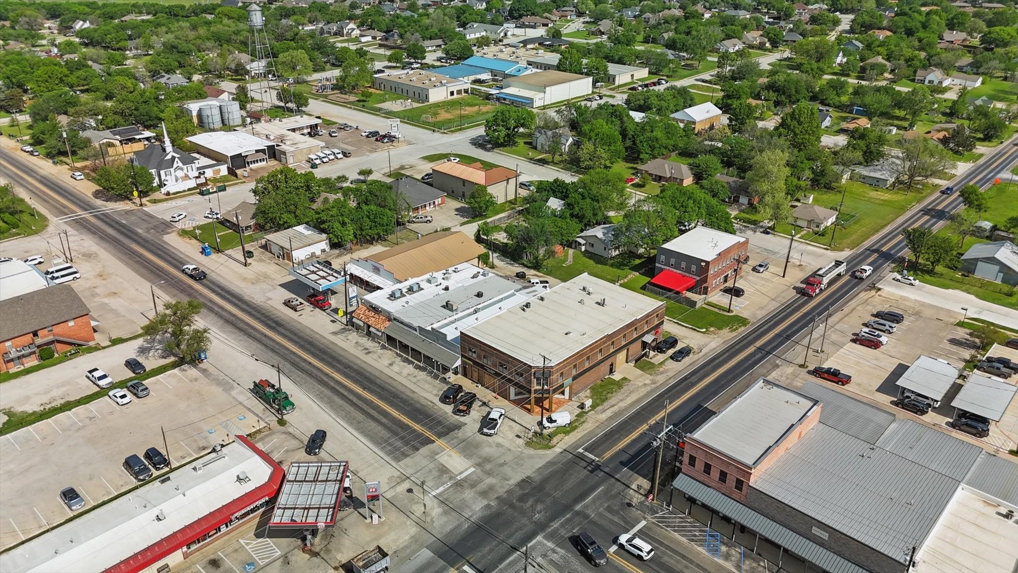 206 W Mccart Street Krum TX 76249