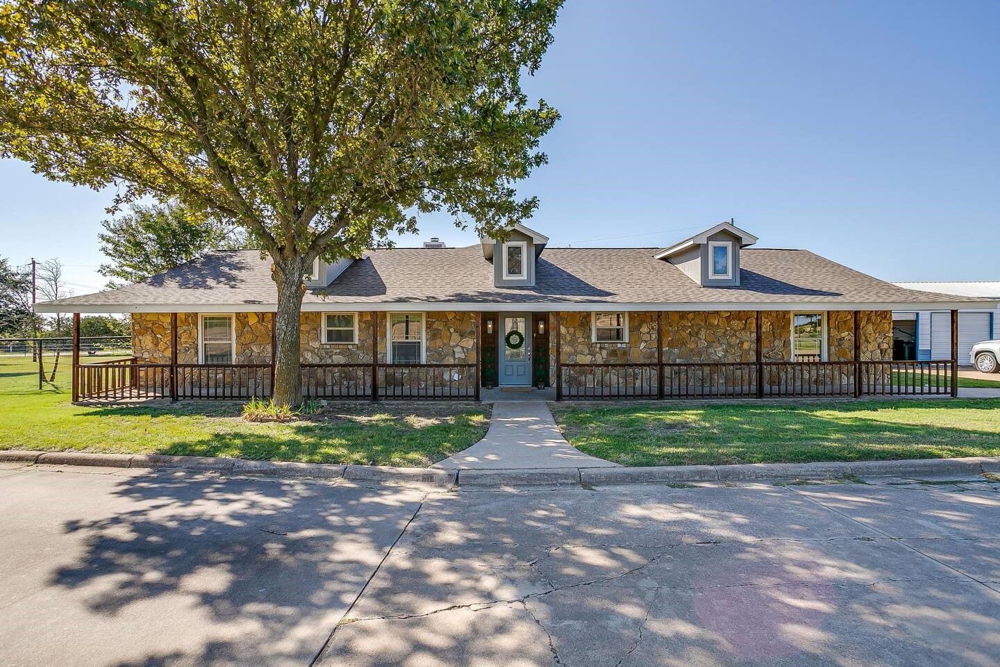 12001 Fm 2331 Godley TX 76044