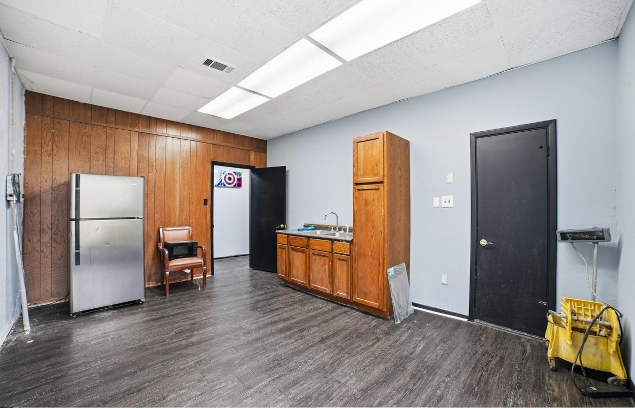 2908 E 11th Street Dallas TX 75203