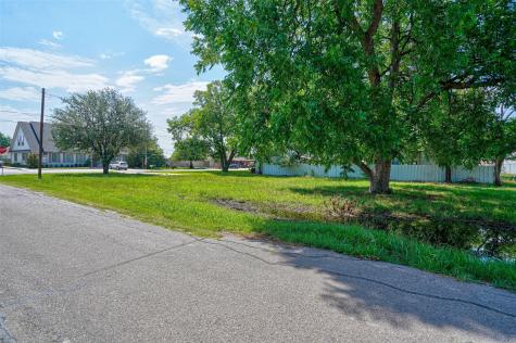 117 N Dobson Street Burleson TX 76028