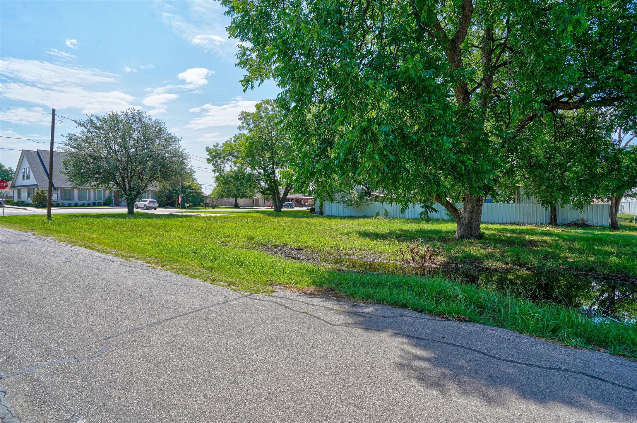 117 N Dobson Street Burleson TX 76028