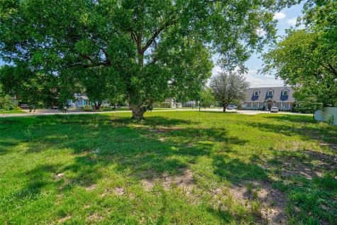 117 N Dobson Street Burleson TX 76028