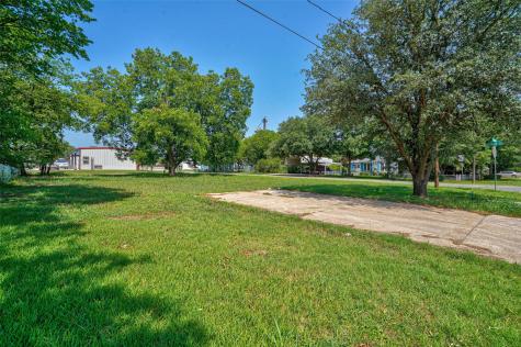 117 N Dobson Street Burleson TX 76028