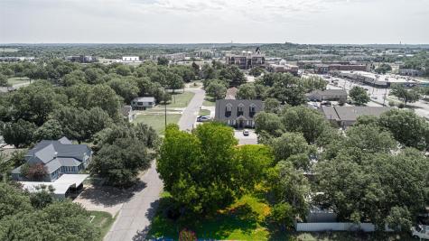 117 N Dobson Street Burleson TX 76028