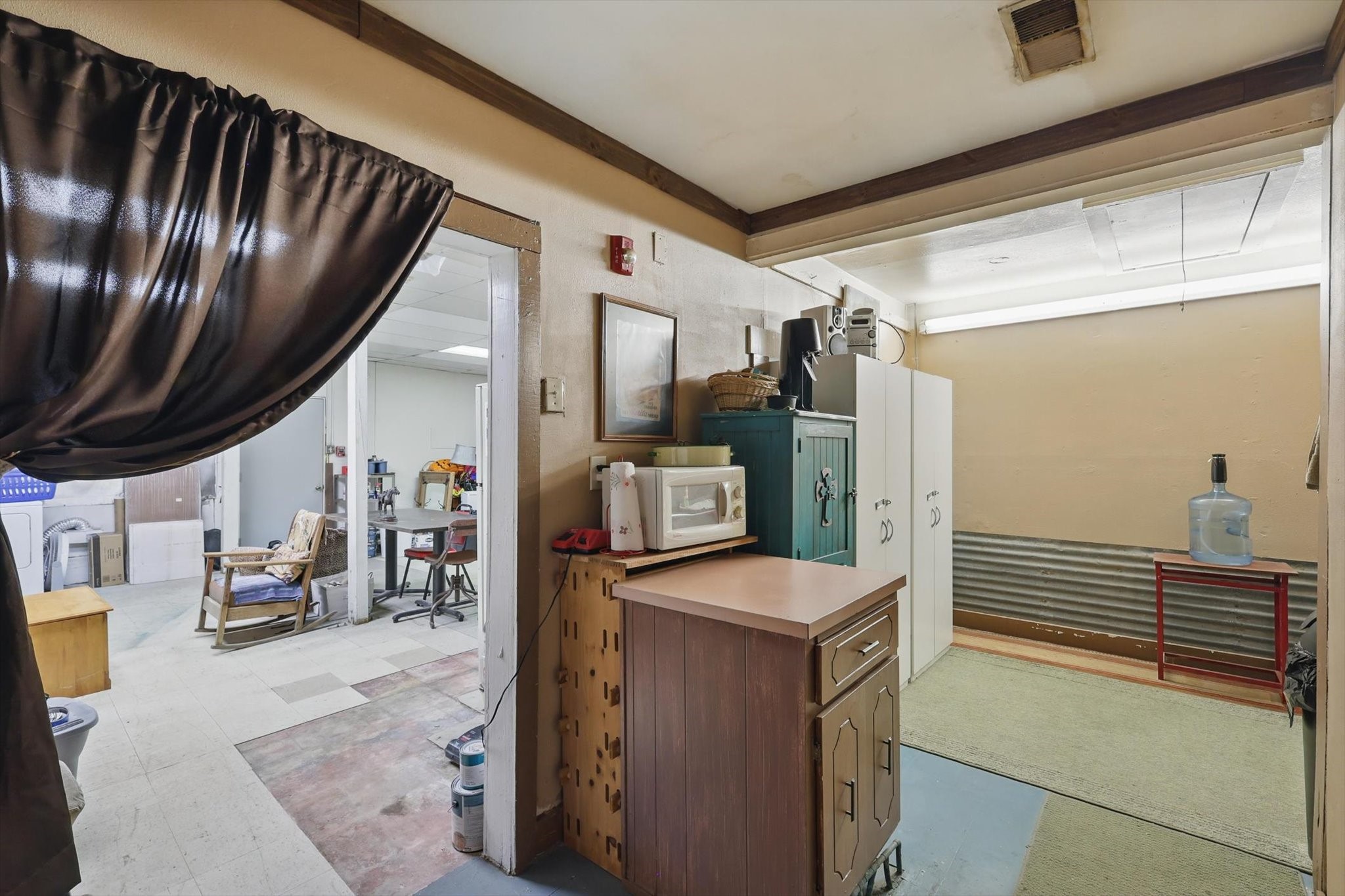 206 W Mccart Street Krum TX 76249