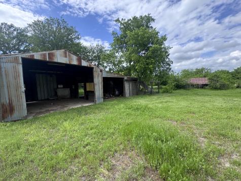 1210 W Old Chico Road Decatur TX 76234