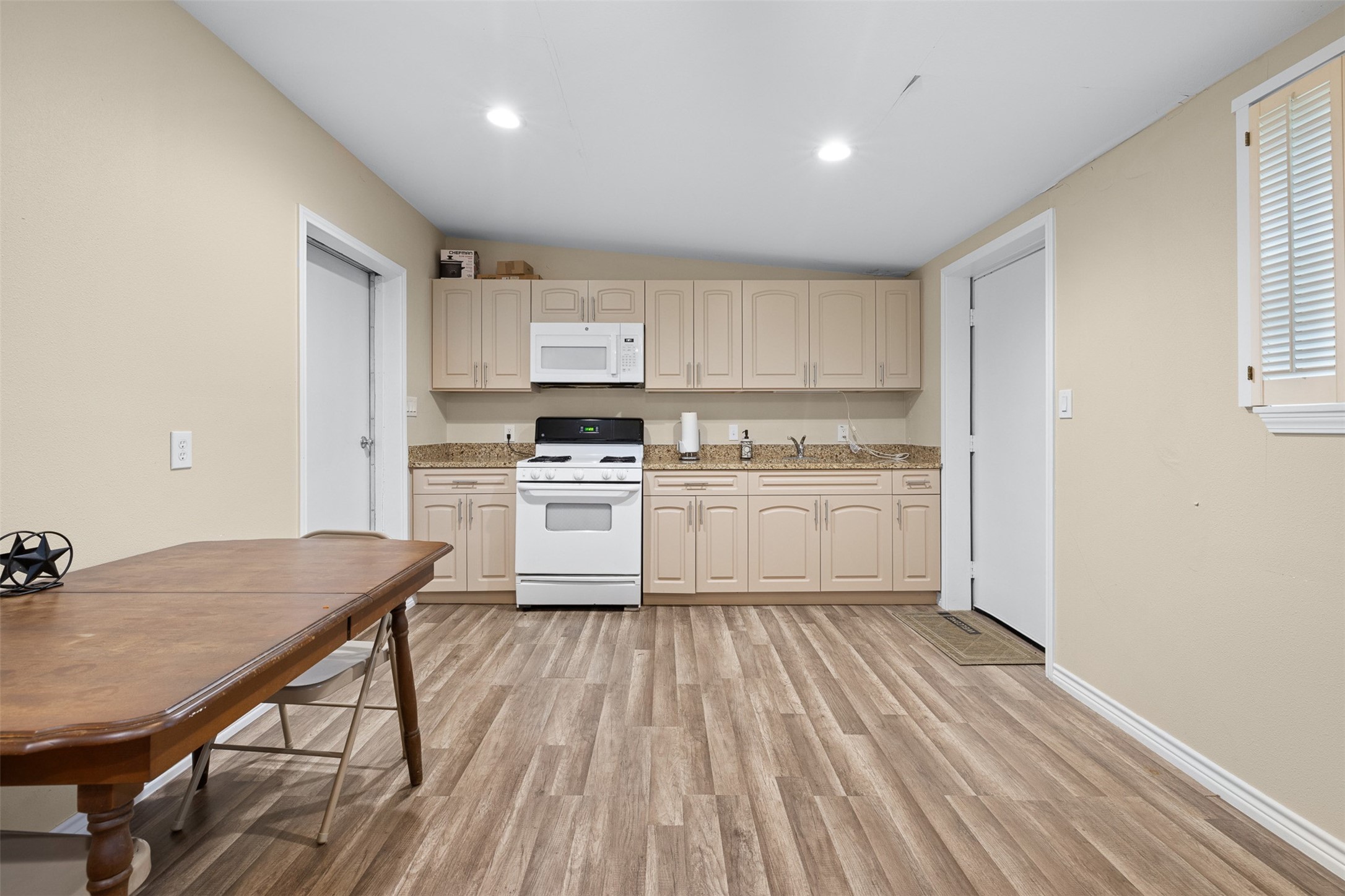 11846 Prairie Hill Drive Hearne TX 77859