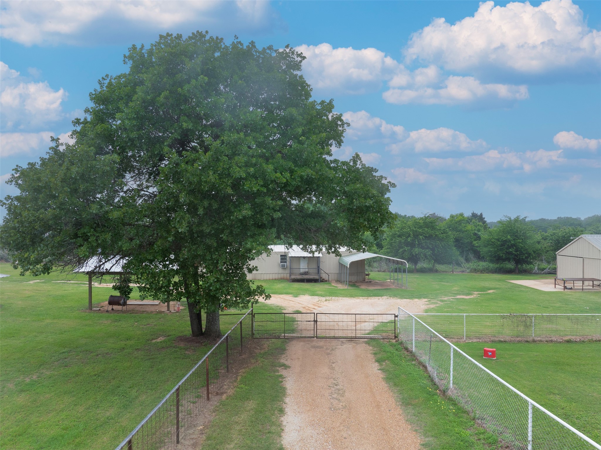 11846 Prairie Hill Drive Hearne TX 77859