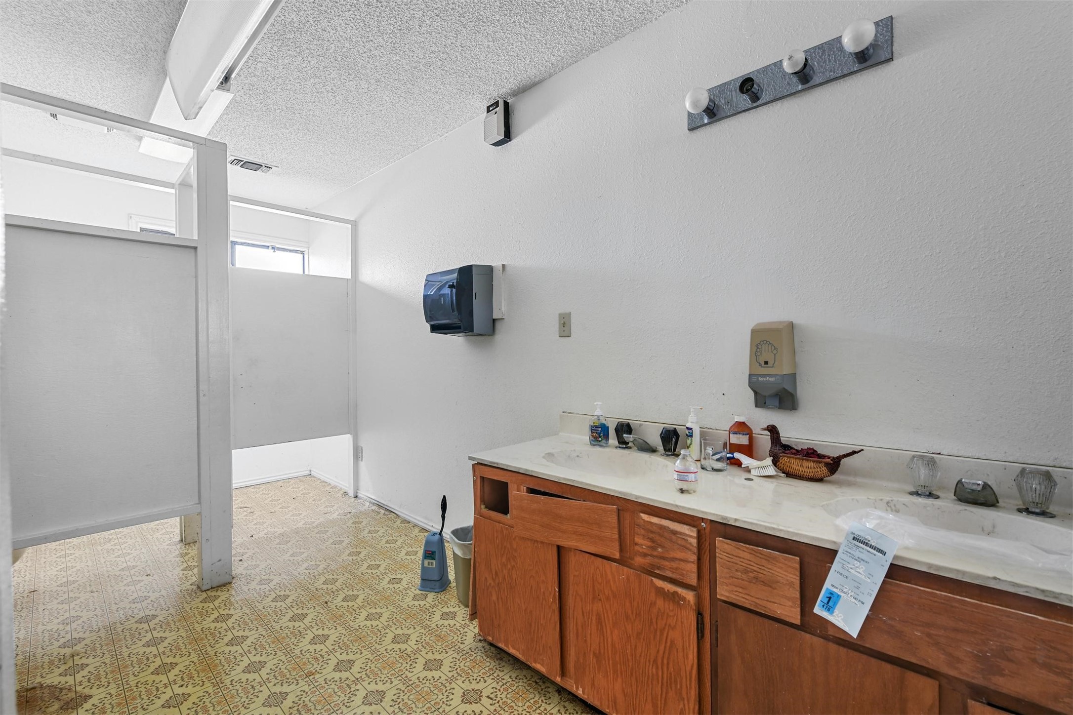 1505 E Henderson Street Cleburne TX 76031