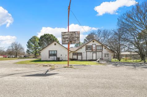 1505 E Henderson Street Cleburne TX 76031