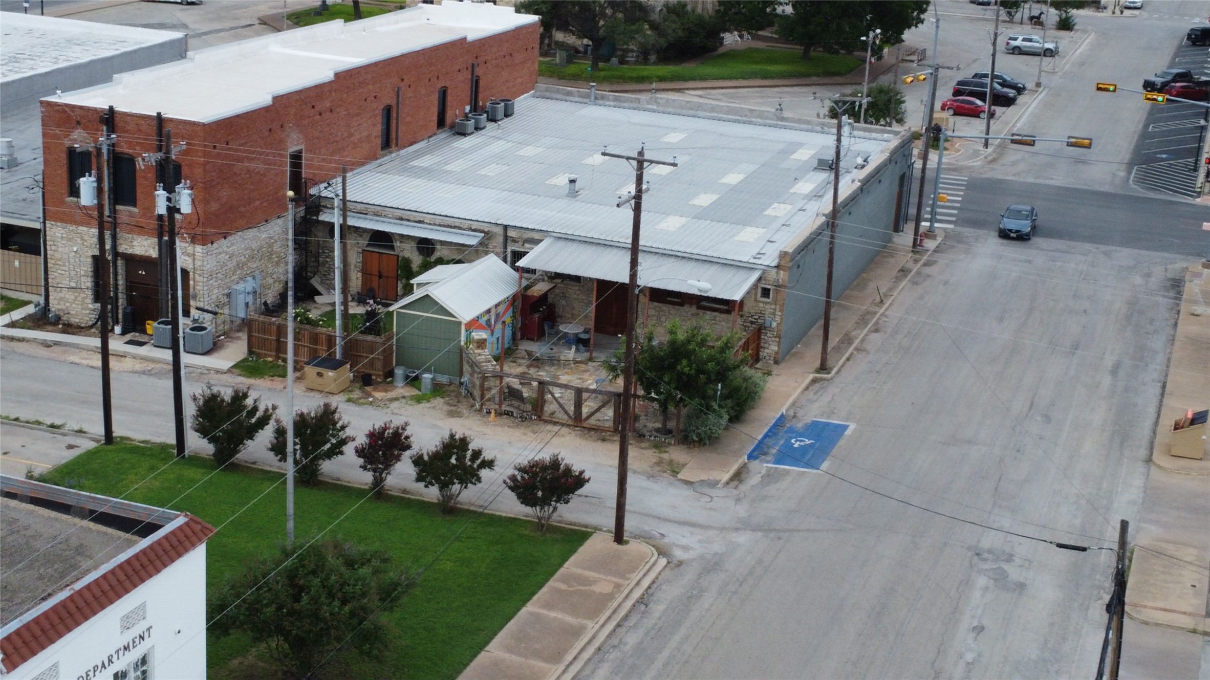120 N Austin Street Comanche TX 76442