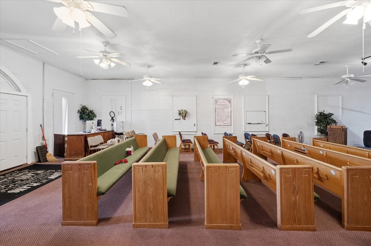 1700 E Davis Avenue Fort Worth TX 76104