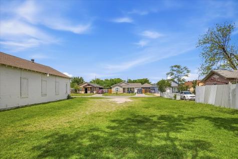 1700 E Davis Avenue Fort Worth TX 76104