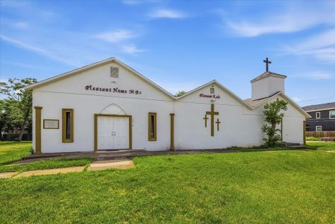 1700 E Davis Avenue Fort Worth TX 76104