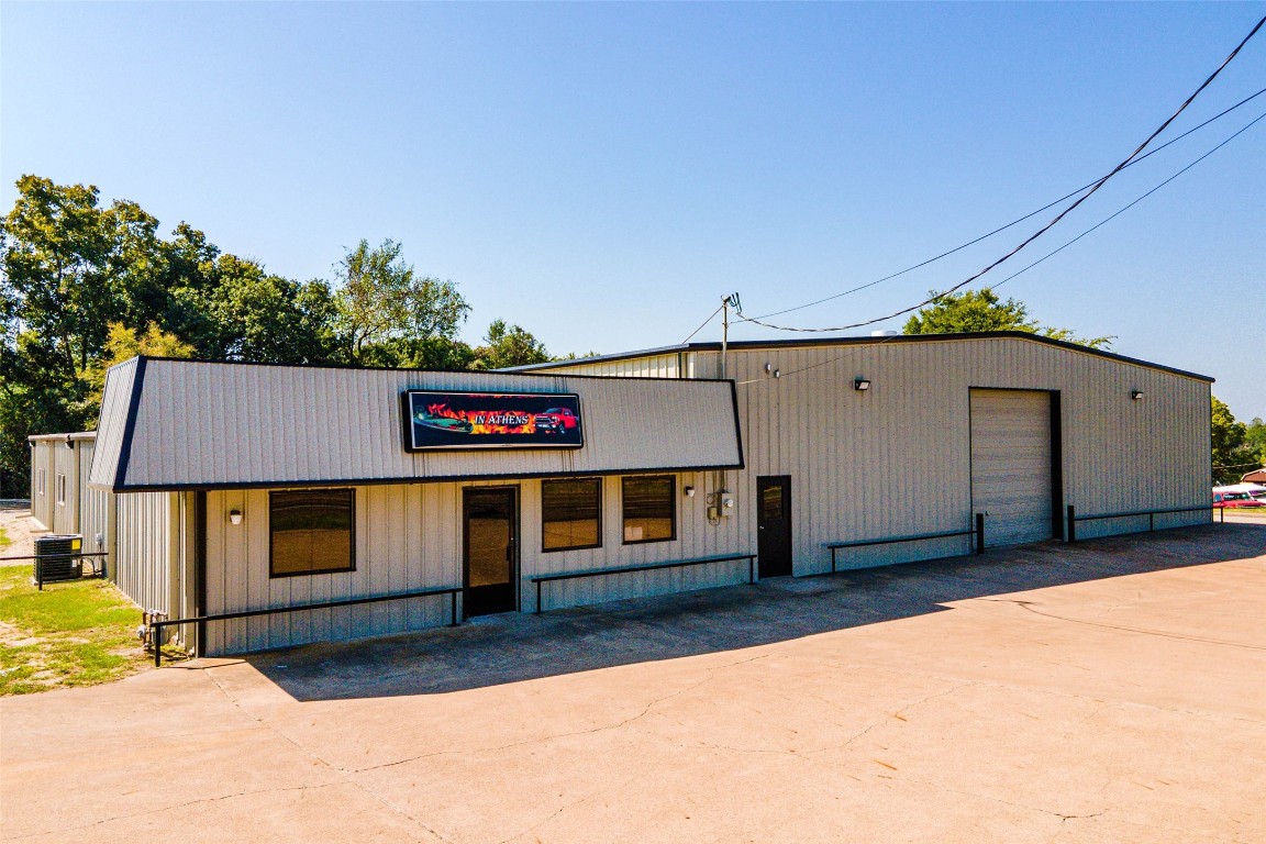 1407 W Corsicana Street Athens TX 75751