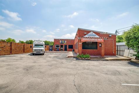 9738 Brockbank Drive Dallas TX 75220