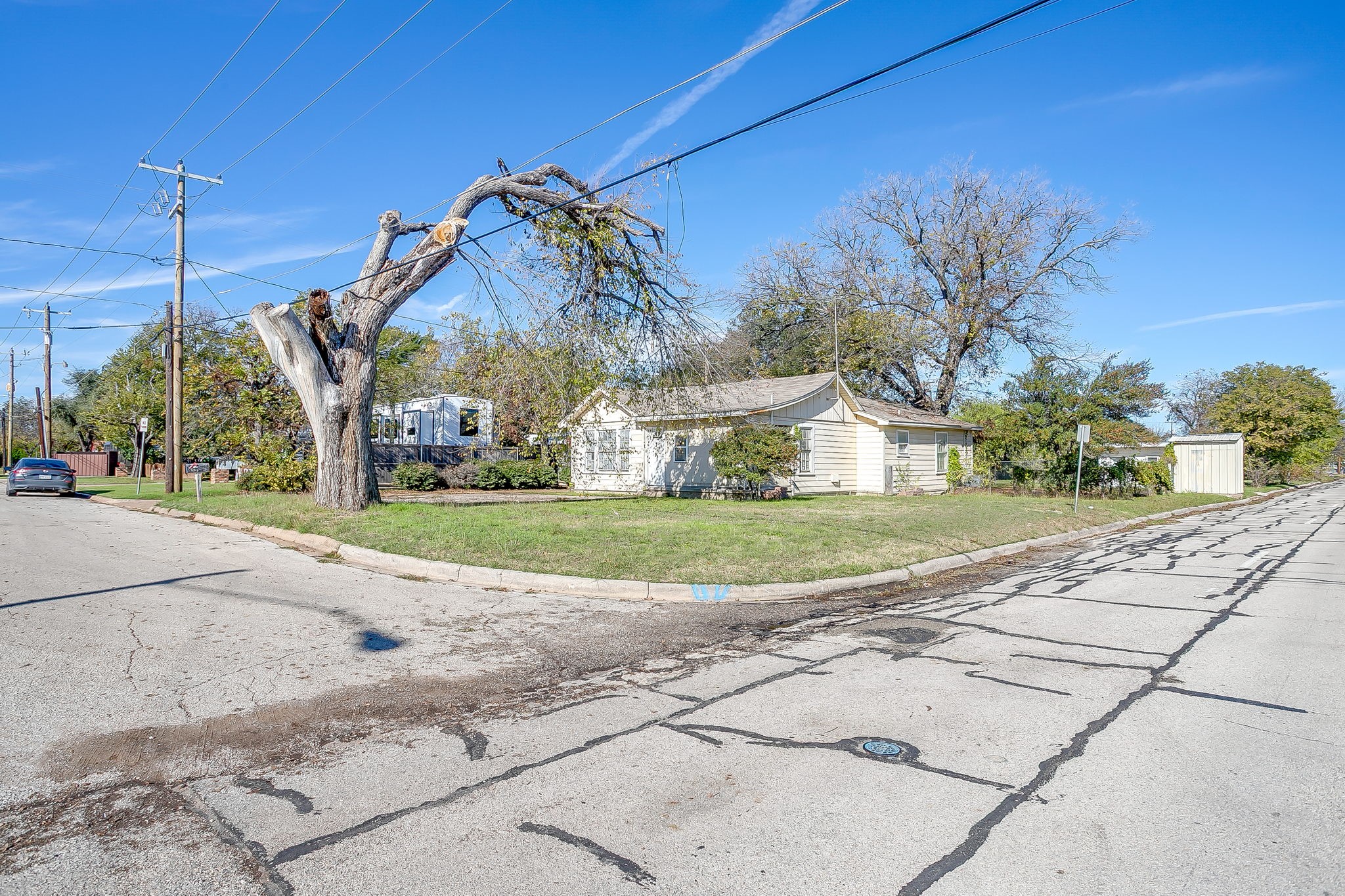 7900 Raymond Avenue White Settlement TX 76108
