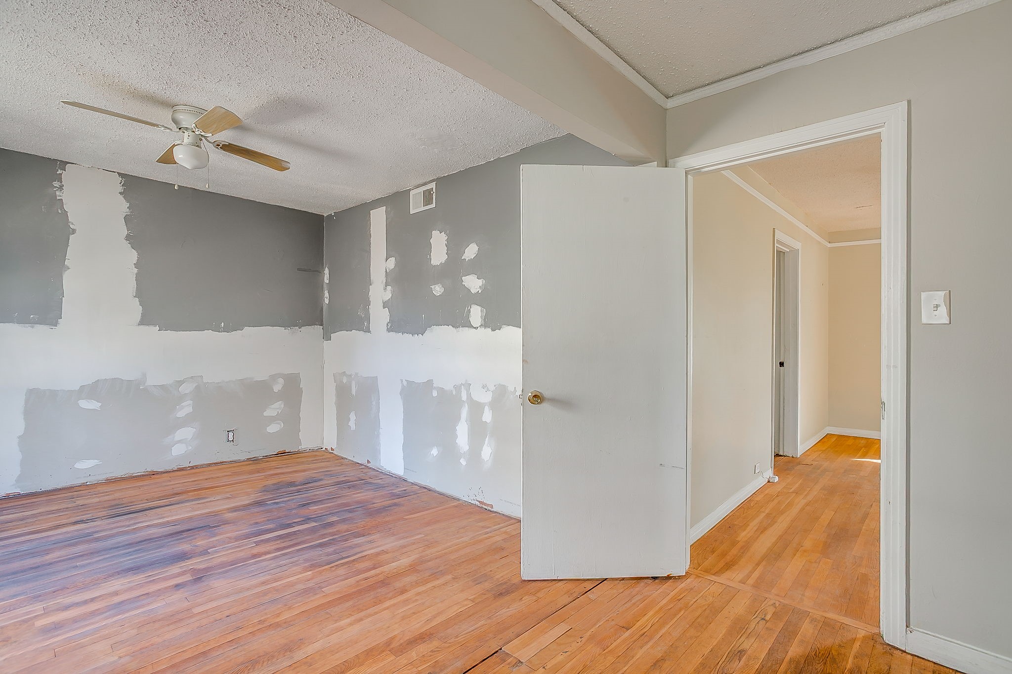 7900 Raymond Avenue White Settlement TX 76108