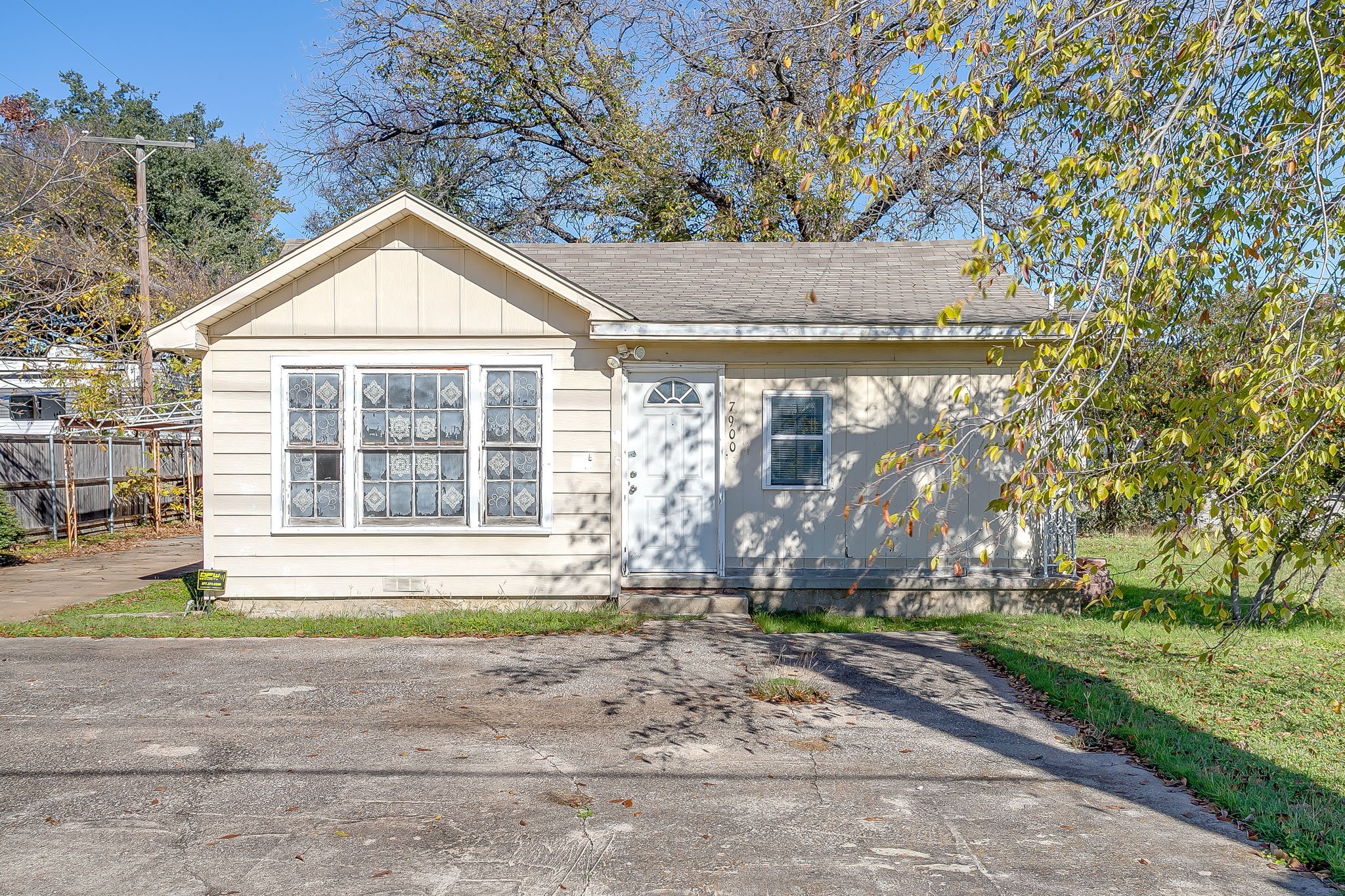 7900 Raymond Avenue White Settlement TX 76108