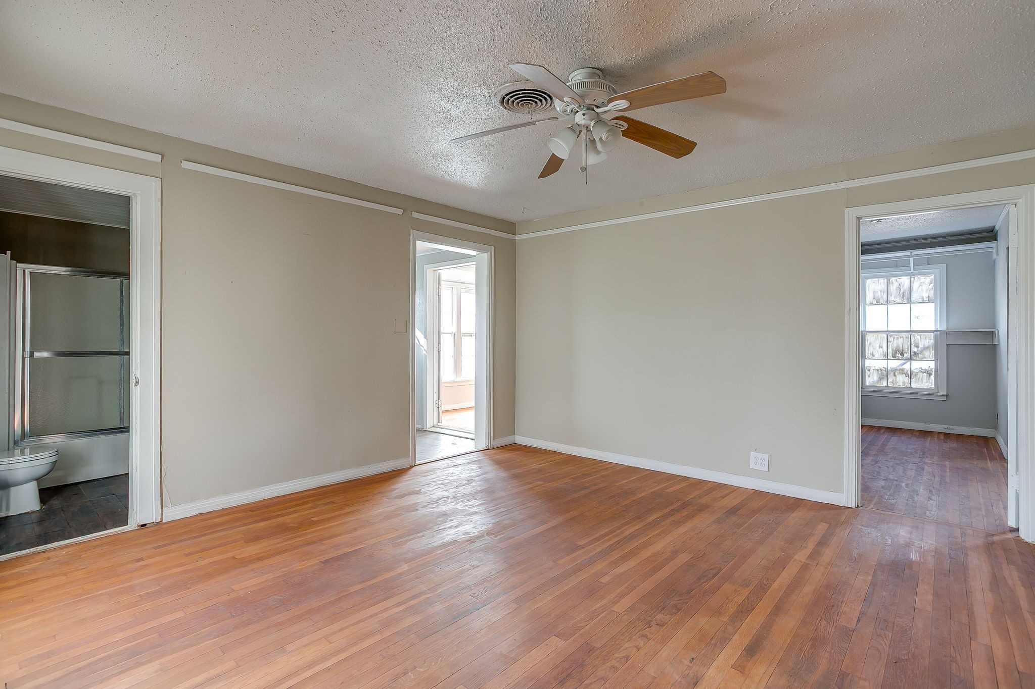 7900 Raymond Avenue White Settlement TX 76108