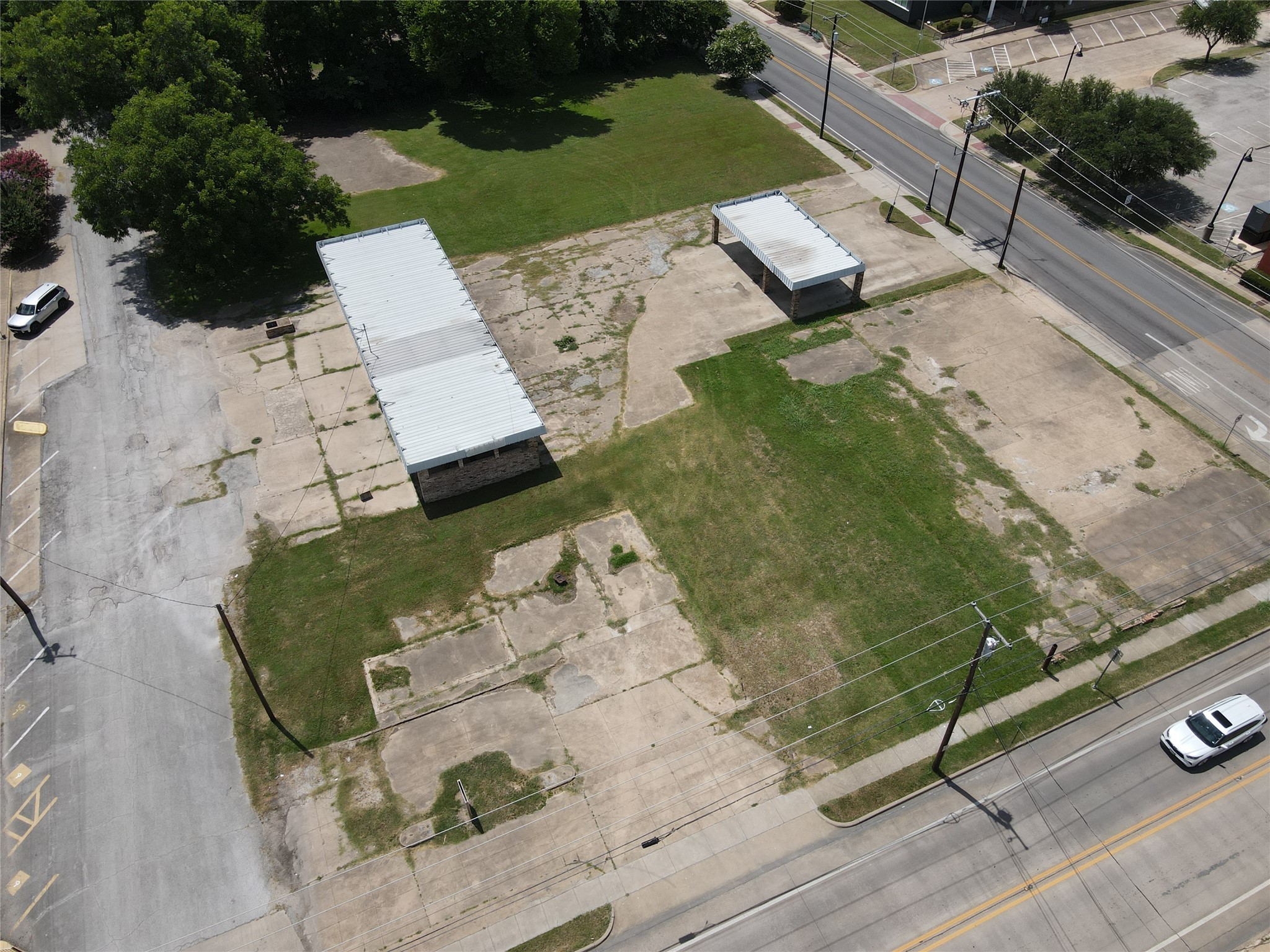 111 S Dallas Avenue Lancaster TX 75146