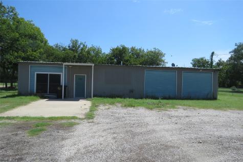 1707 S Main Street Cleburne TX 76033