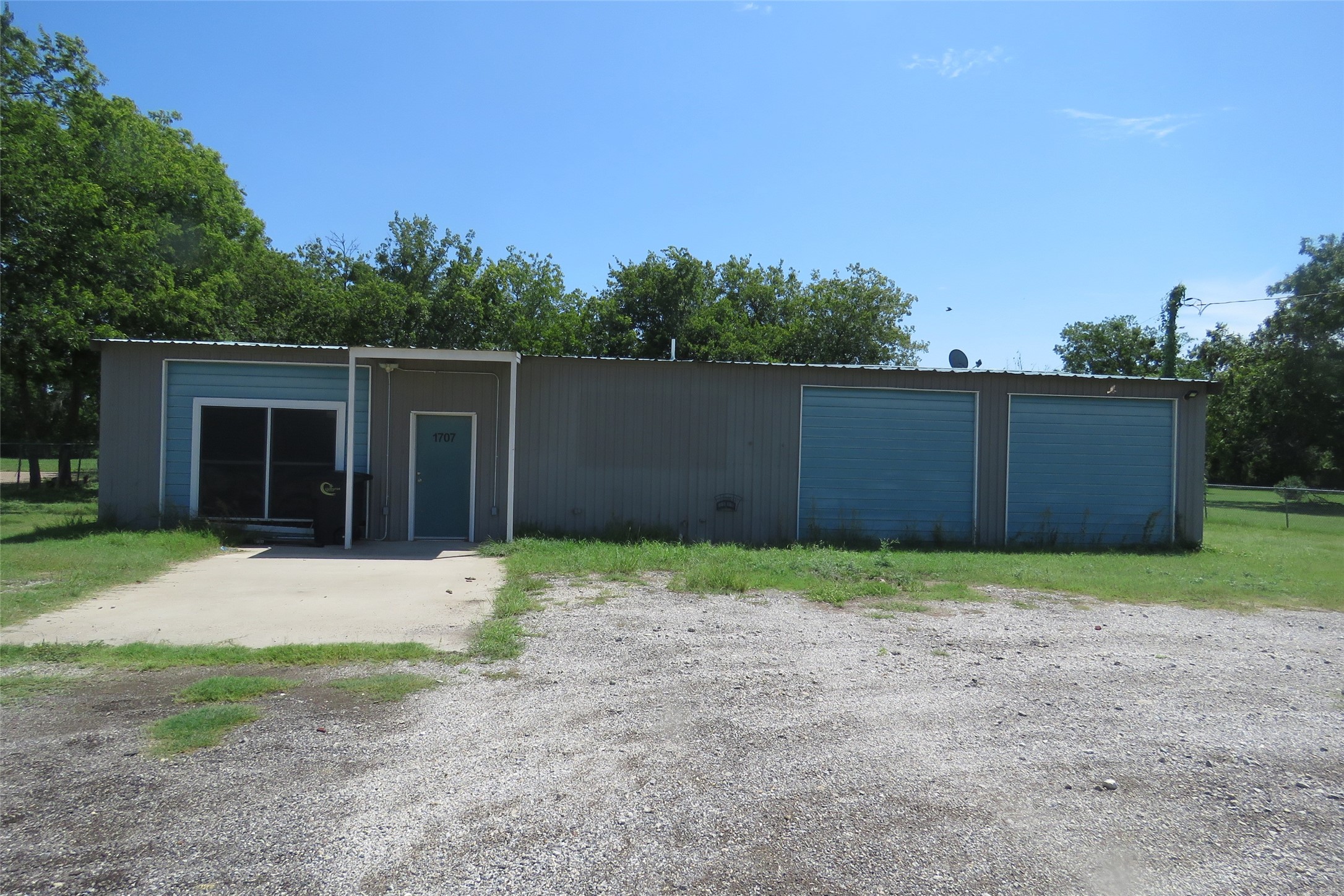 1707 S Main Street Cleburne TX 76033