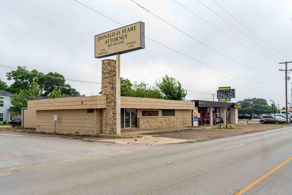 721 W Division Street Arlington TX 76012