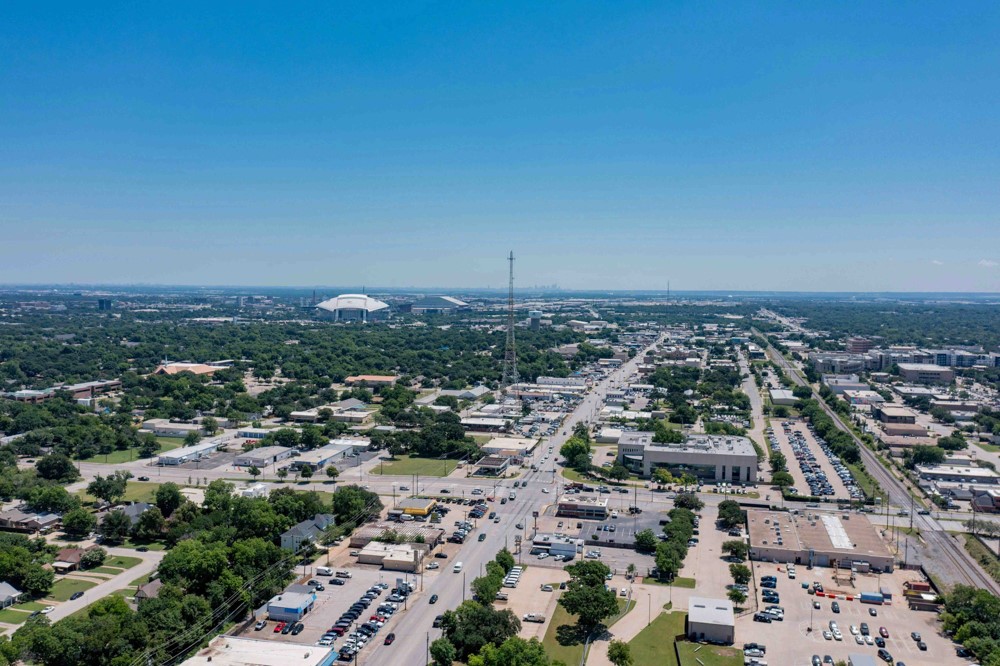 721 W Division Street Arlington TX 76012