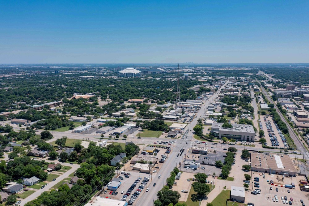 721 W Division Street Arlington TX 76012