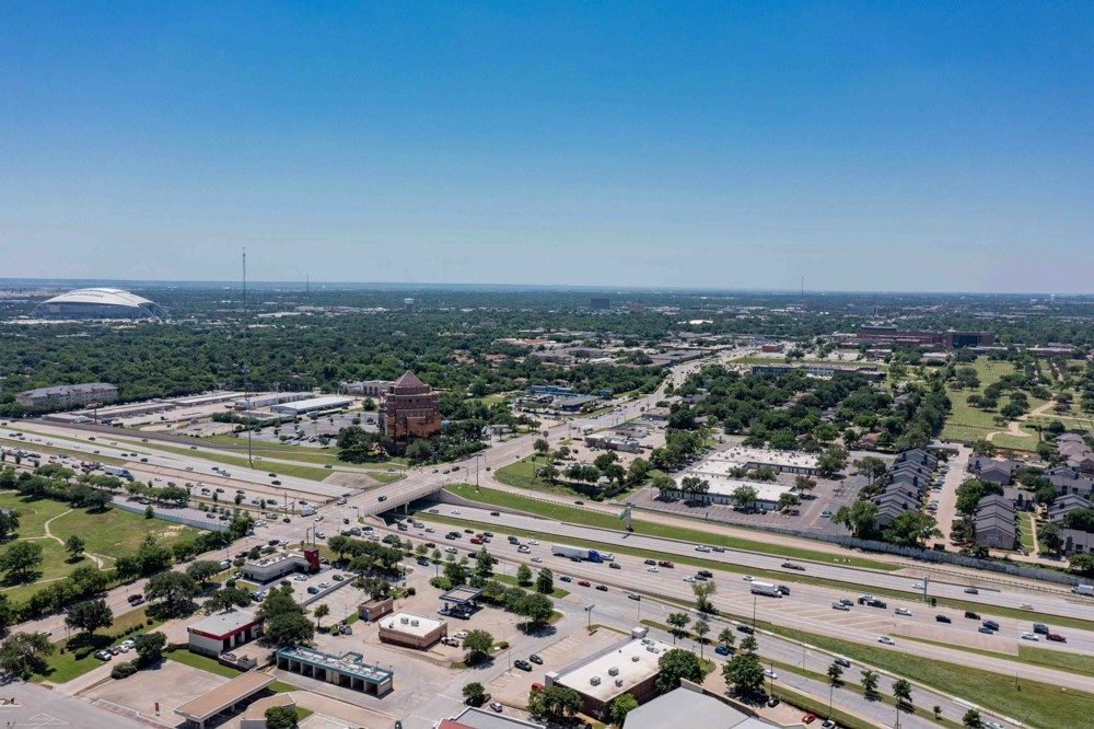 721 W Division Street Arlington TX 76012