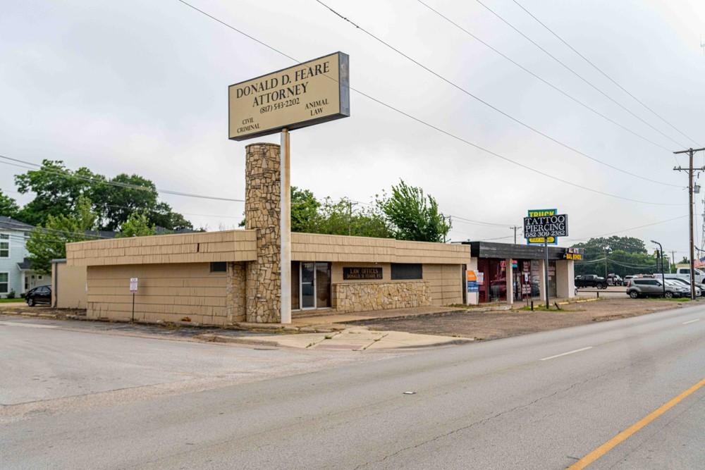 721 W Division Street Arlington TX 76012