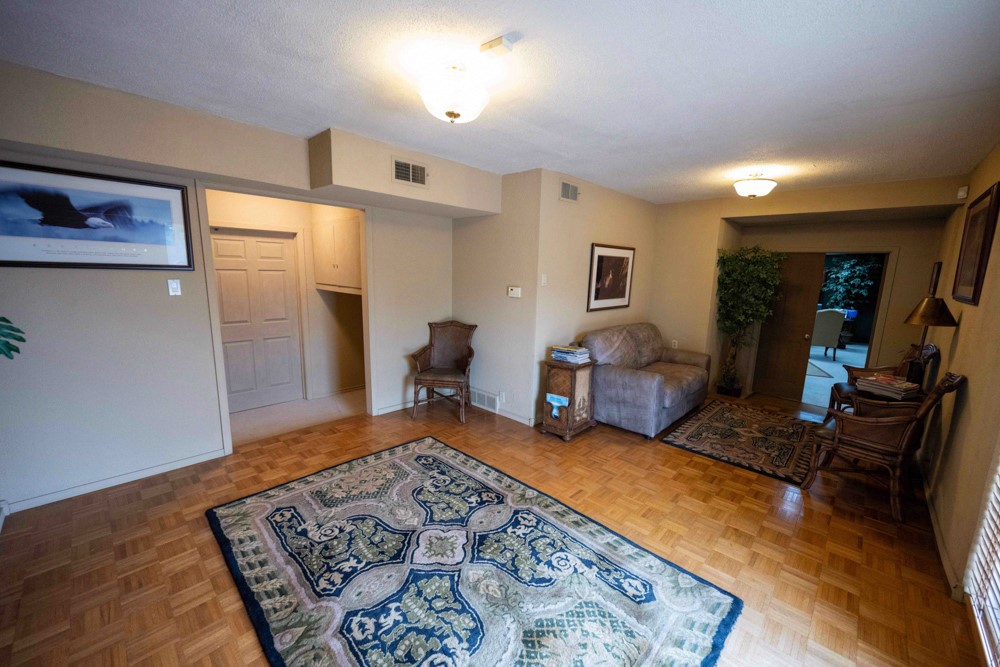 721 W Division Street Arlington TX 76012