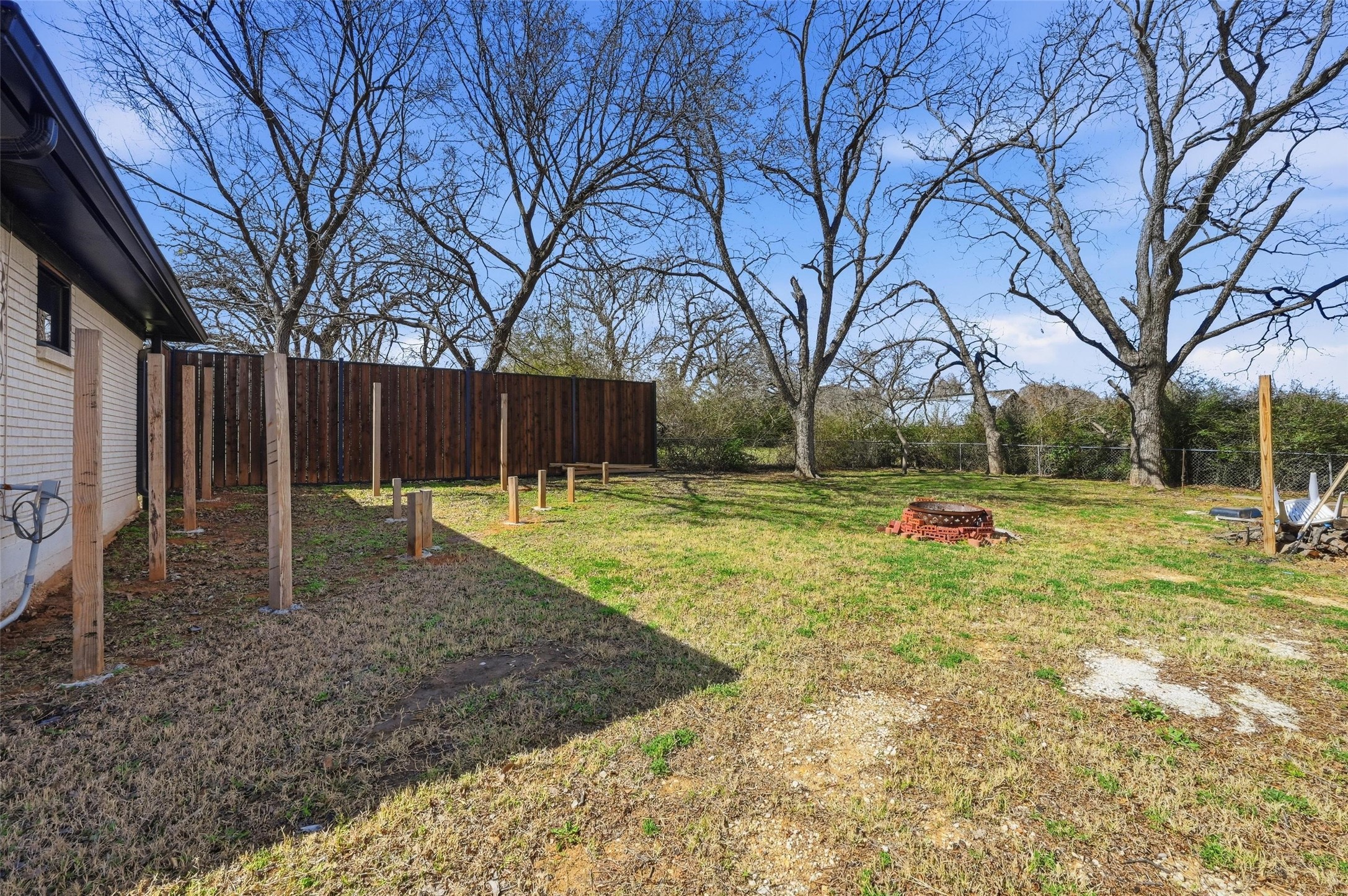 1927 Arkansas Lane Pantego TX 76013