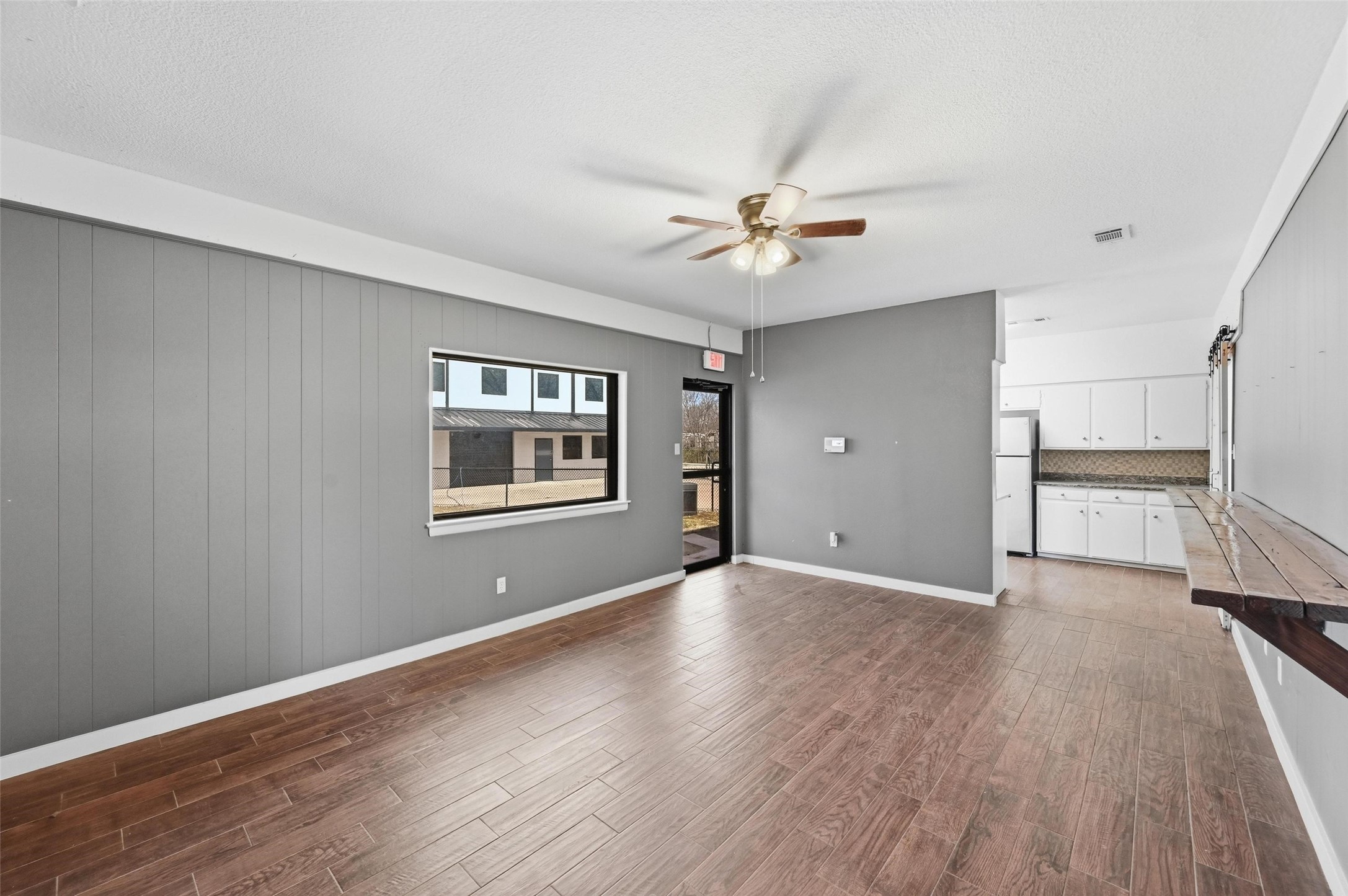 1927 Arkansas Lane Pantego TX 76013
