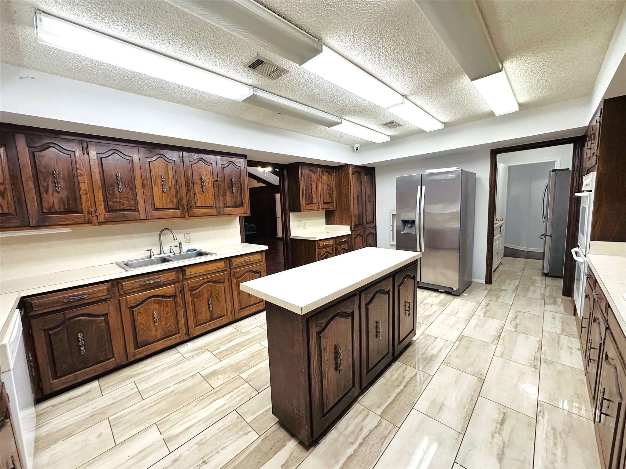 722 E Wheatland Road Duncanville TX 75116