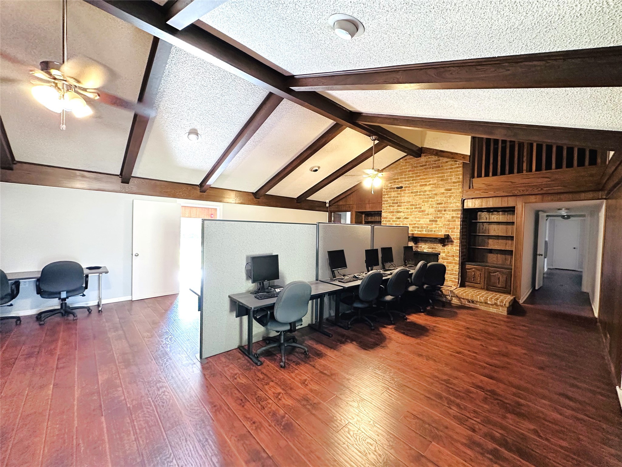 722 E Wheatland Road Duncanville TX 75116