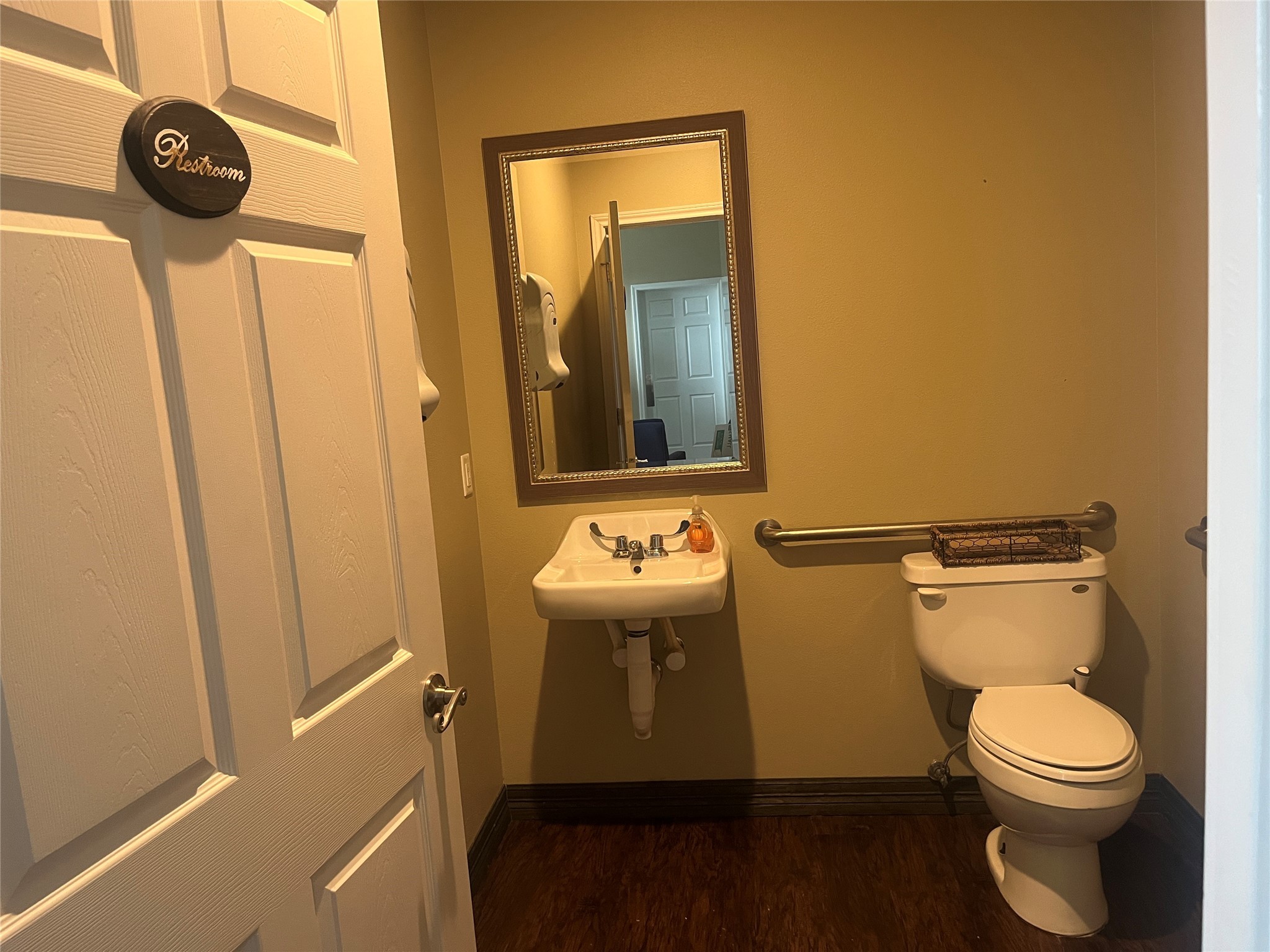 1404 Rice Road Tyler TX 75703