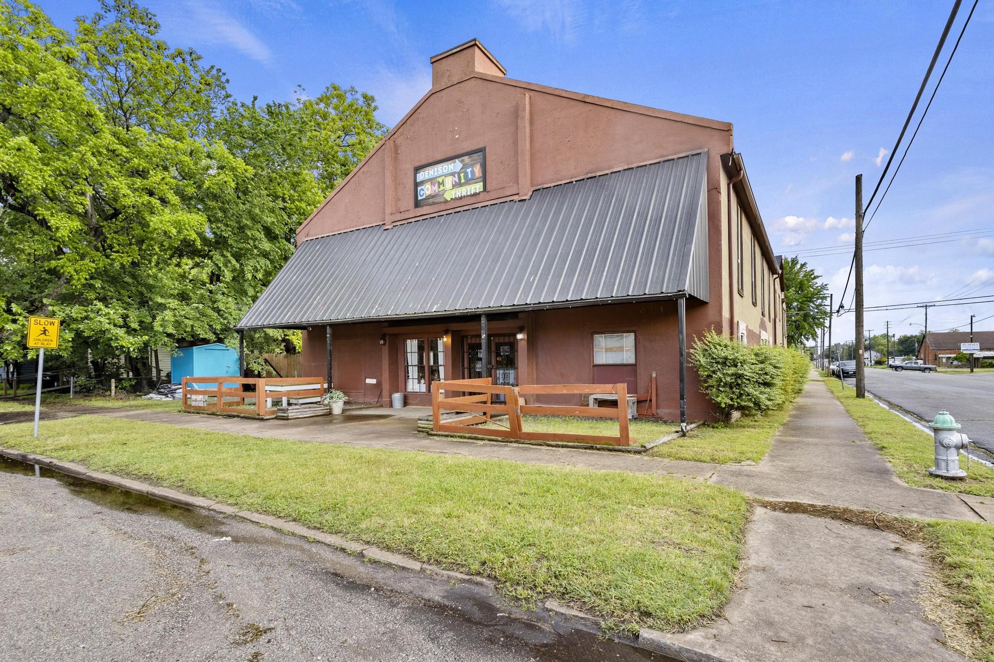 530 W Owings Street Denison TX 75020