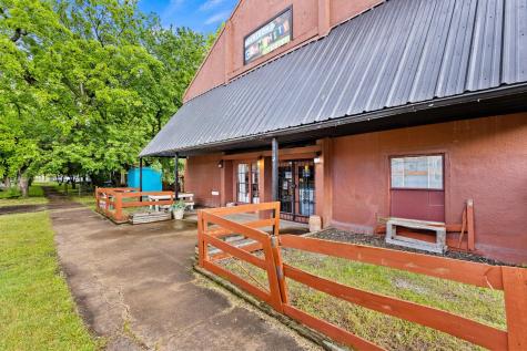 530 W Owings Street Denison TX 75020