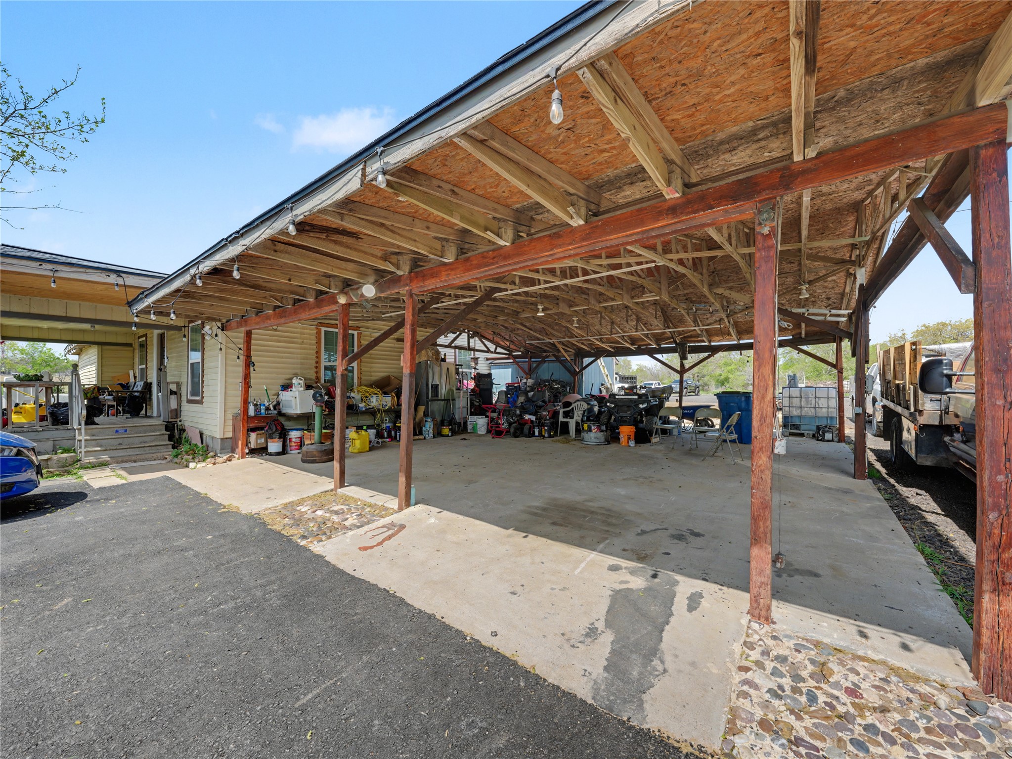 4231 Highway 67 Keene TX 76031